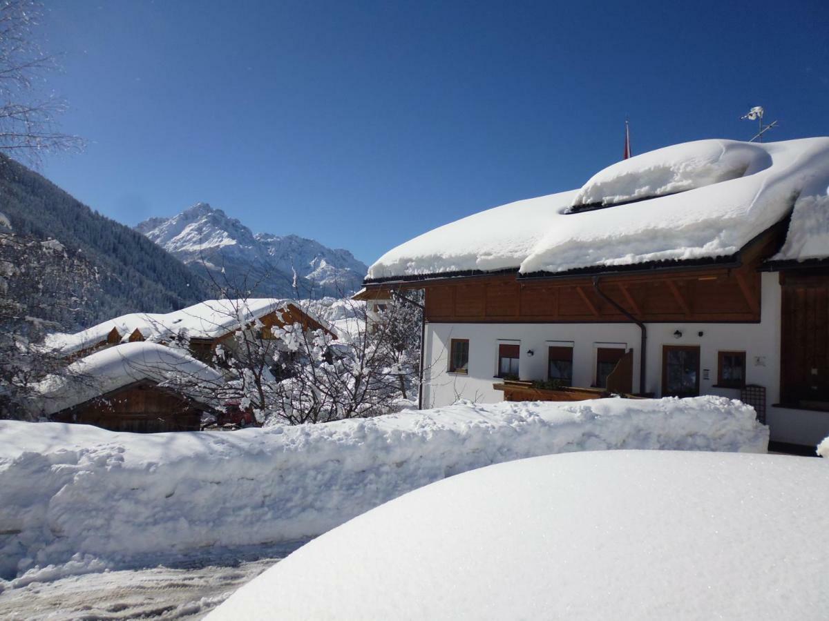 Ferienwohnung Gruberhof Innichen Exterior foto